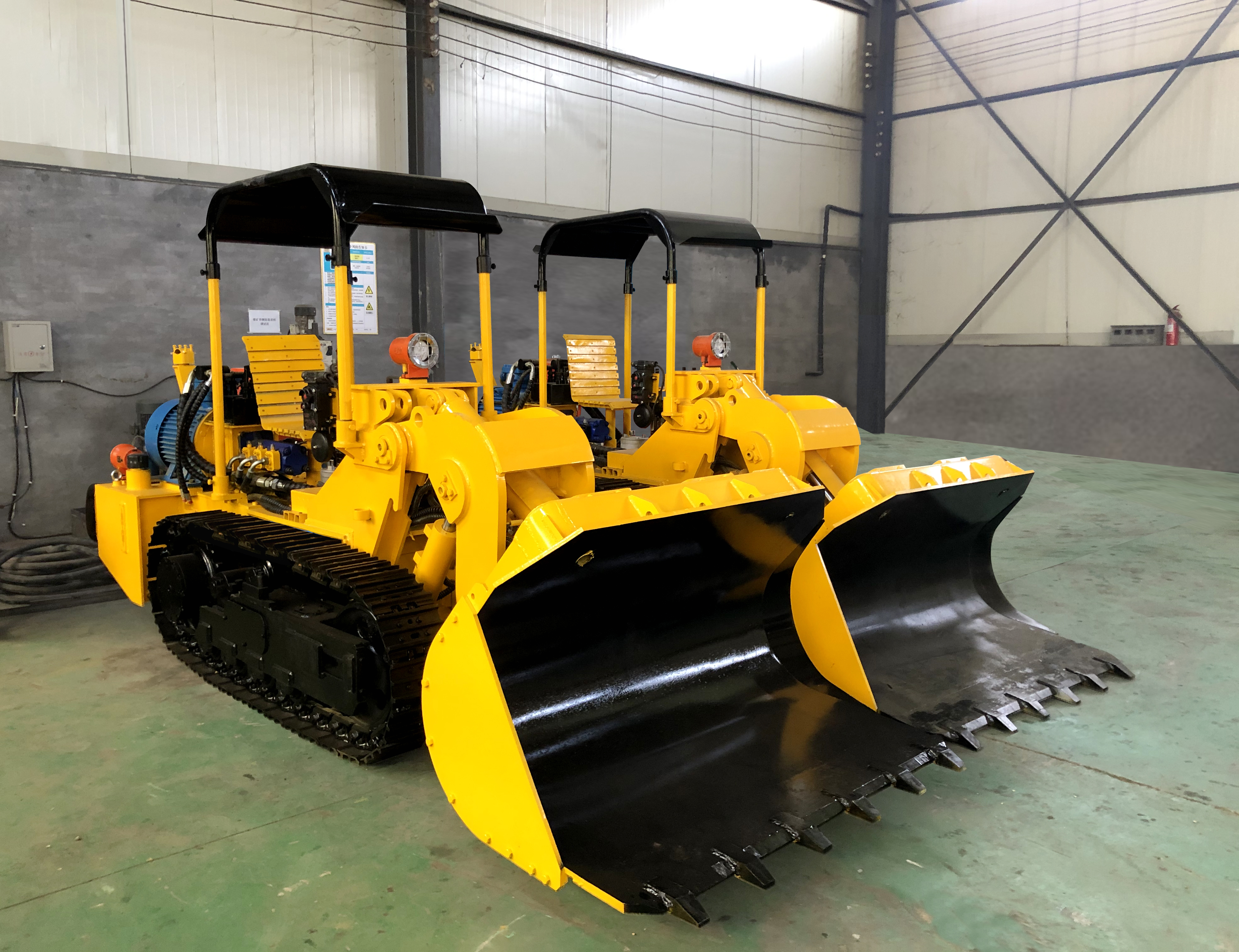 1651198879112321.jpg 1651198879112321.jpg